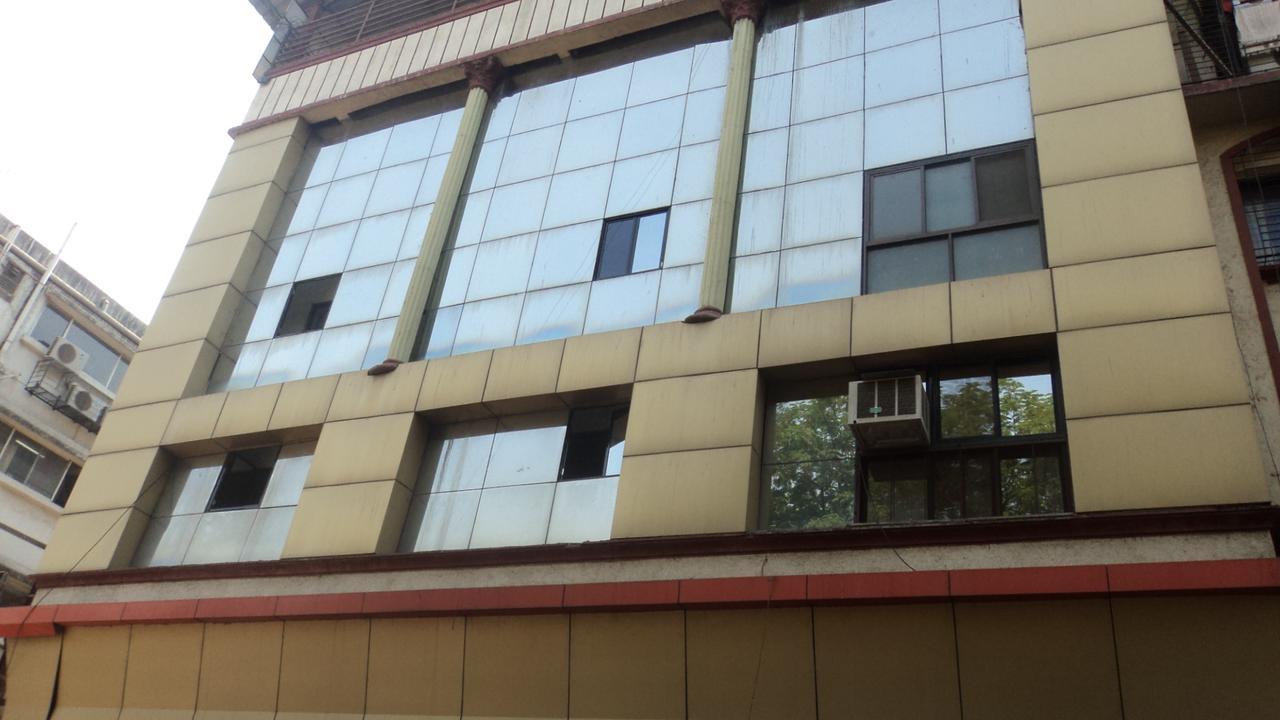 Girija Payyade Hotel Kalyān エクステリア 写真